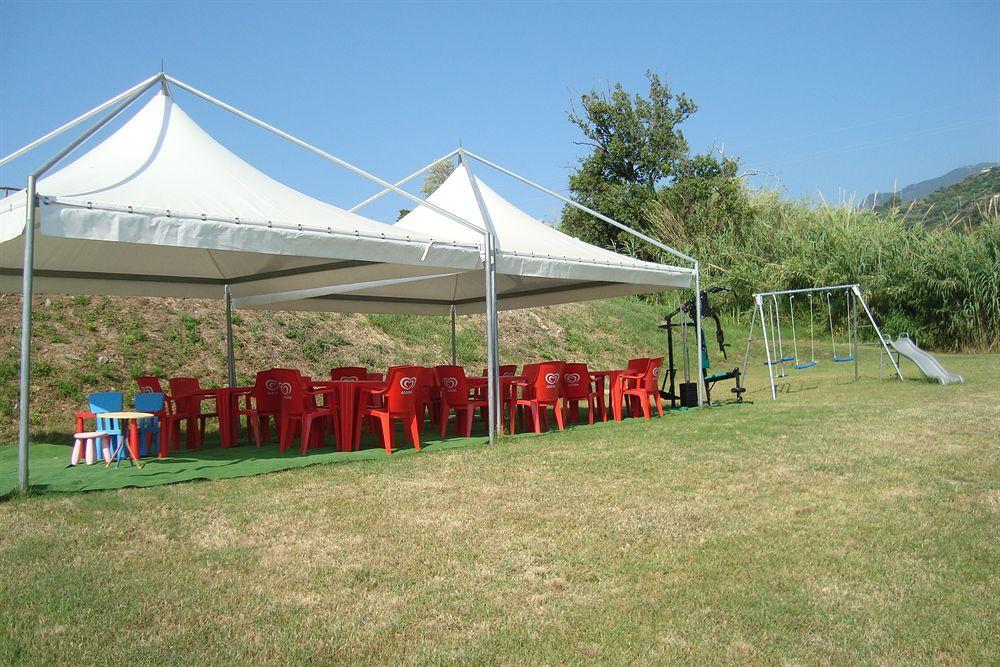Hotel Diamond Residence Diamante Bagian luar foto
