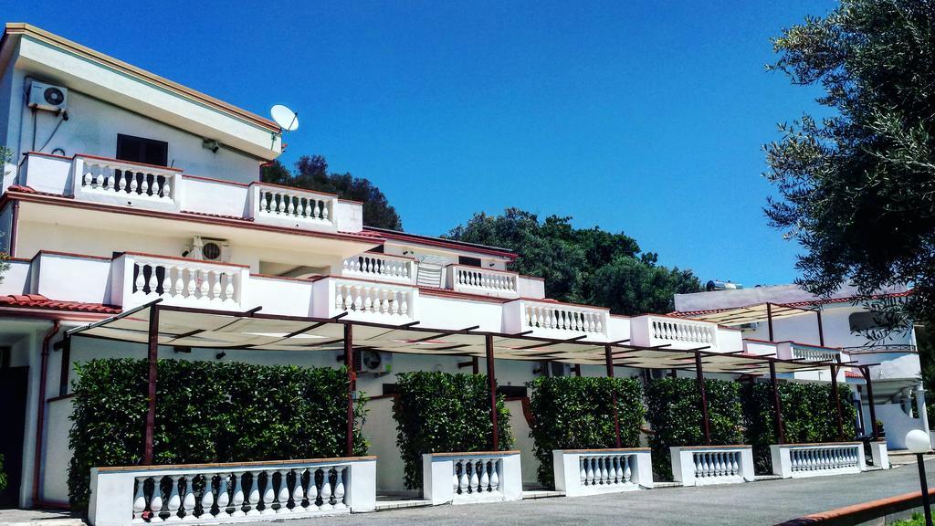 Hotel Diamond Residence Diamante Bagian luar foto