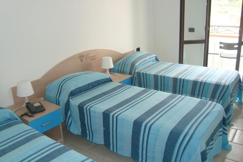Hotel Diamond Residence Diamante Bagian luar foto