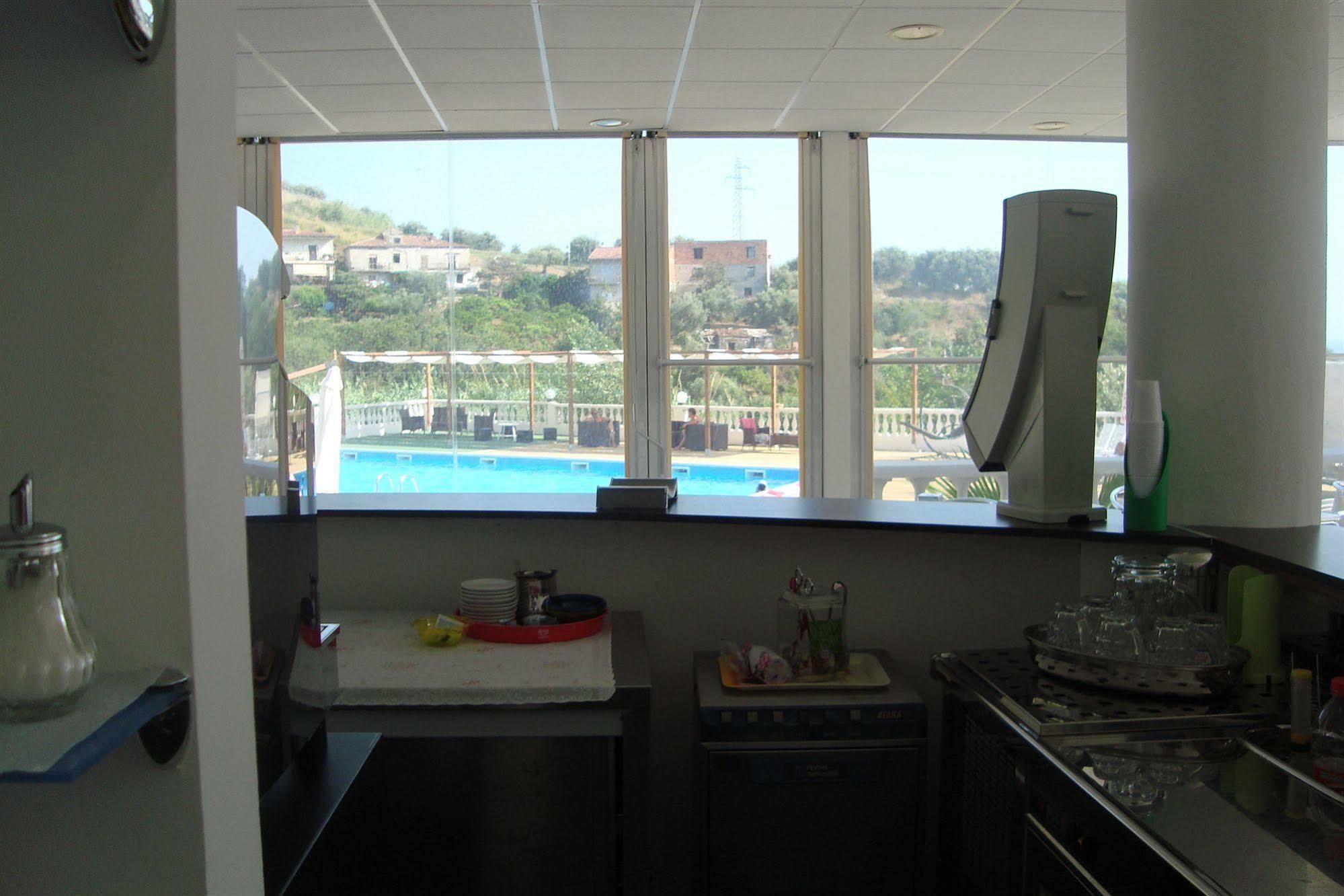 Hotel Diamond Residence Diamante Bagian luar foto