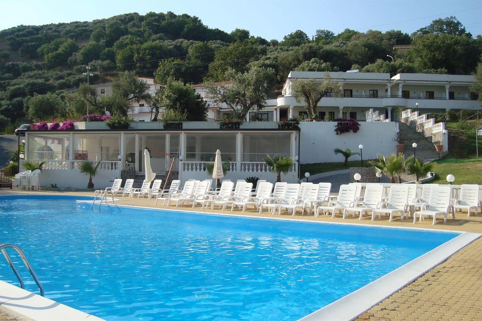 Hotel Diamond Residence Diamante Bagian luar foto