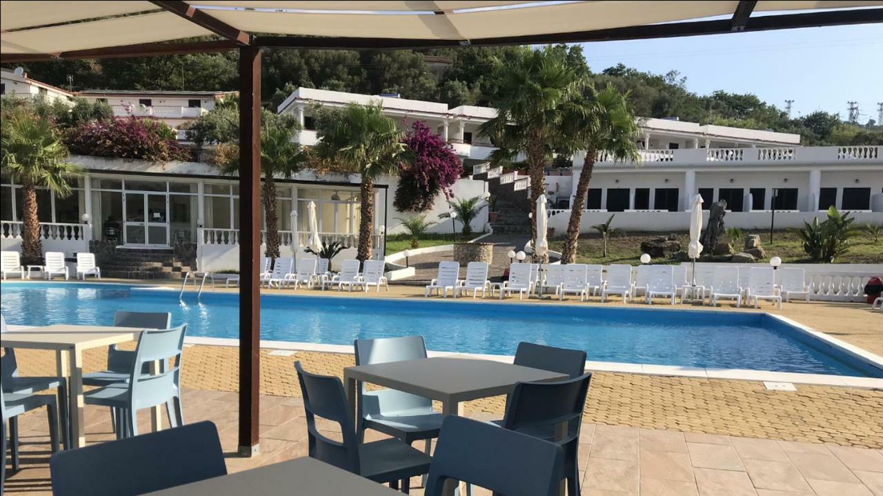 Hotel Diamond Residence Diamante Bagian luar foto