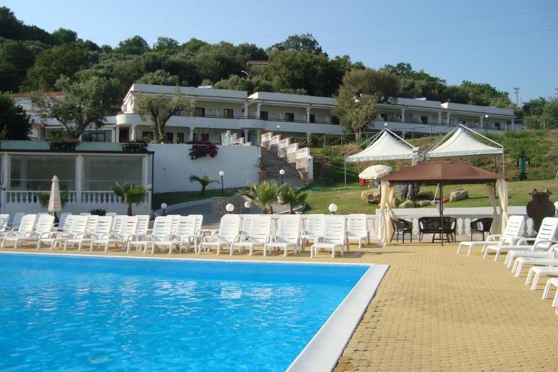 Hotel Diamond Residence Diamante Bagian luar foto